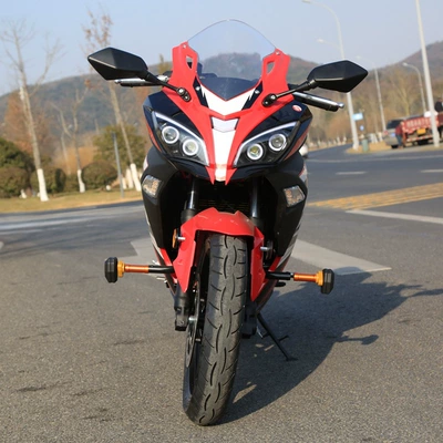 Motosikletlər 400Cc National Four Efi Racing