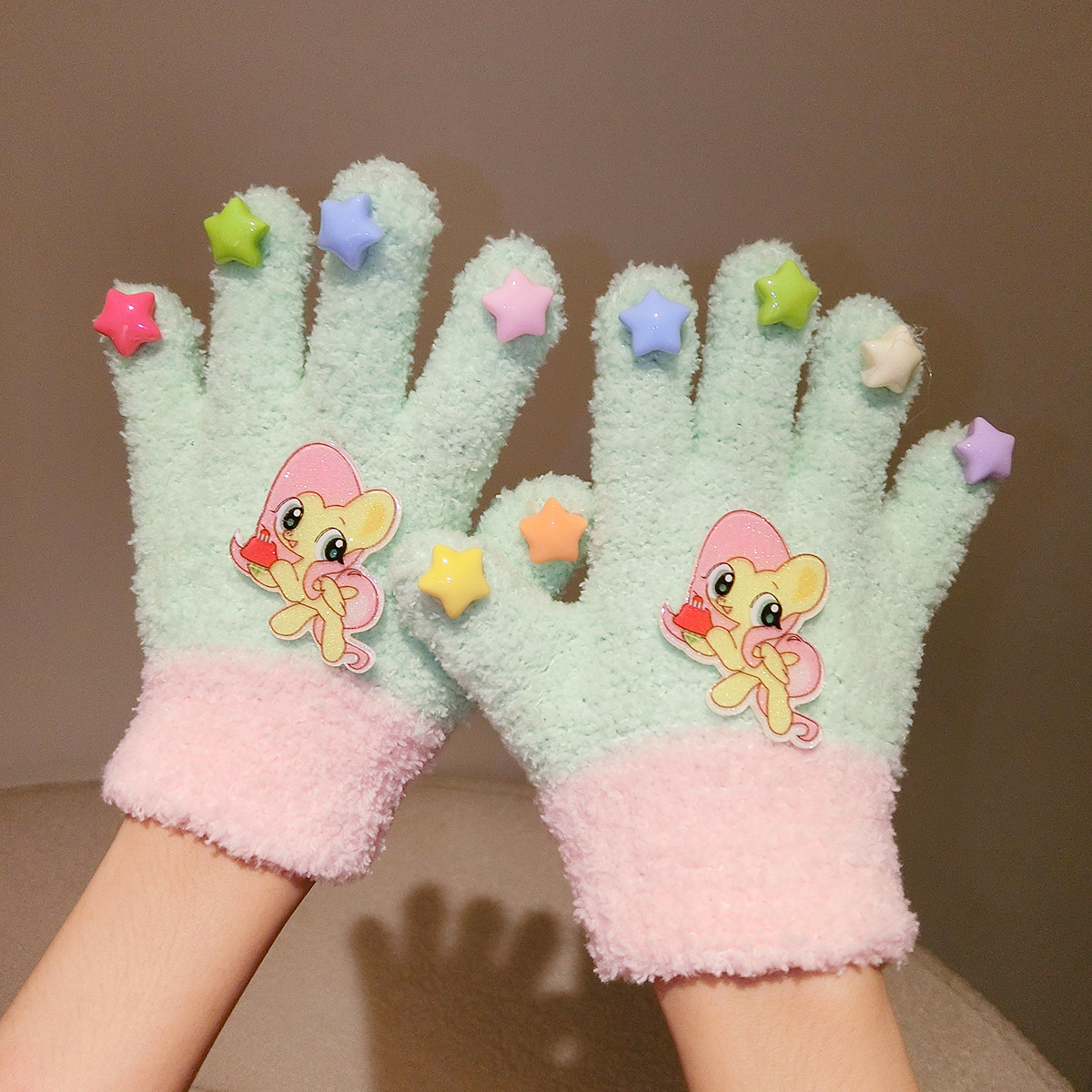 Fuchsia gloves, 2-6 years, color