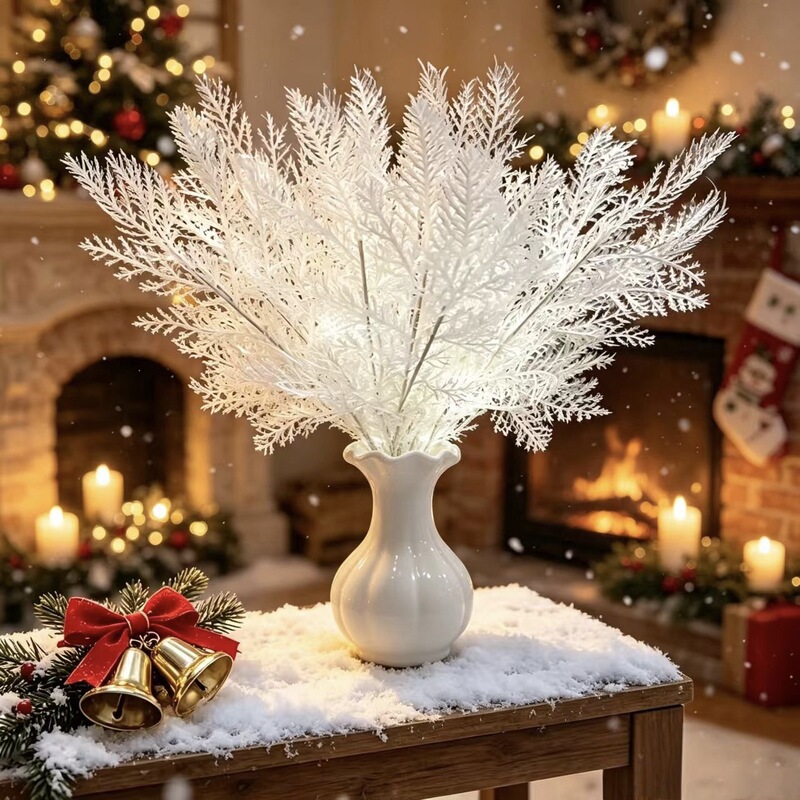 Pure white cypress leaves Christmas artificial green plants pine leaves artificial pine branches decorative accessories for Christmas trees Pure white cypress leaves Christmas artificial green plants pine leaves artificial pine branches decorative accessories for Christmas trees
