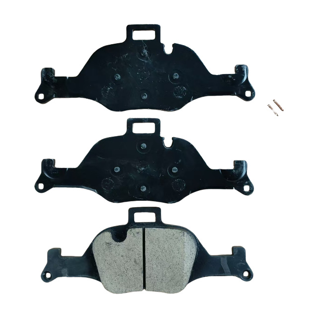 Covers dozens of passenger car models D2060 car brake pads, silent and low-dust ceramic brake pads