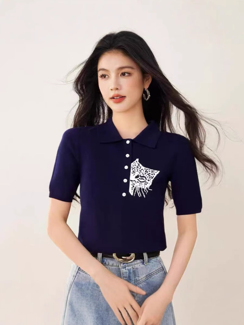 Áo thun polo nữ tay ngắn thêu họa tiết, phong cách Mỹ ôm body — màu xanh