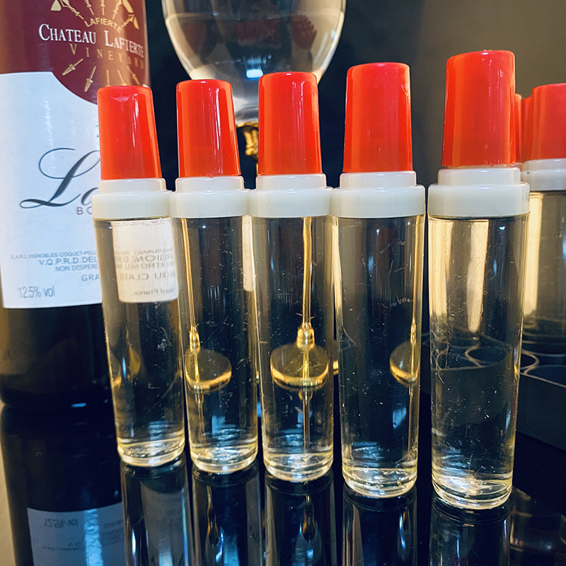 Inflatable lighter special gas accessories wholesale pure butane gas 18ml transparent gas