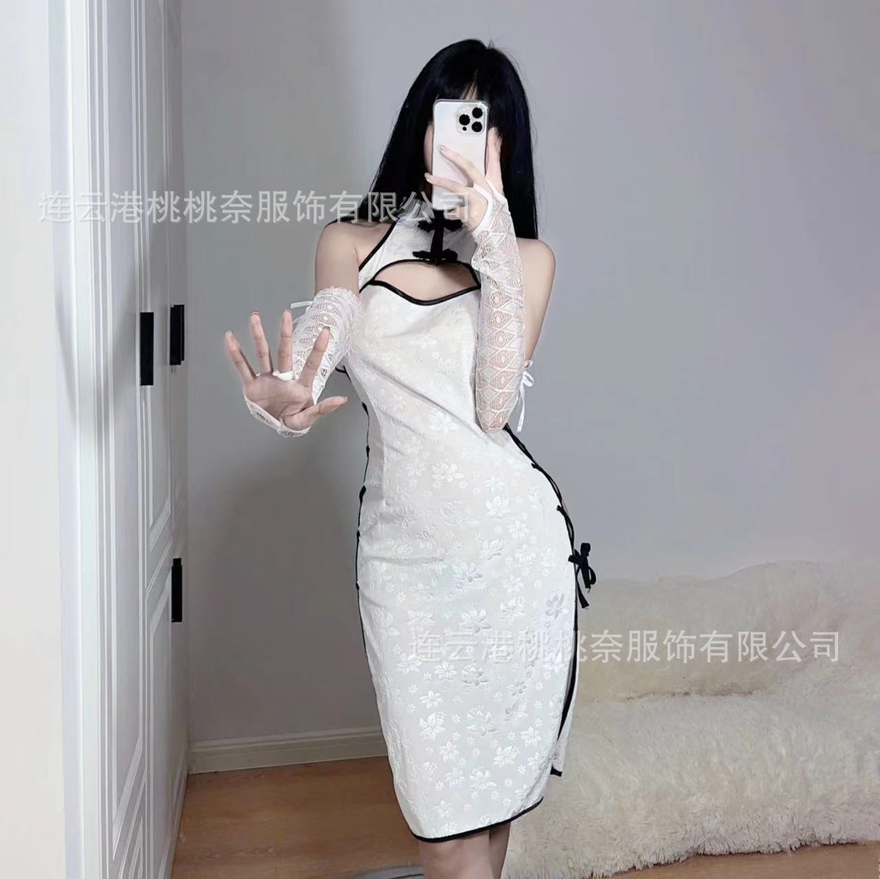 화이트 청삼 + 화이트 오버 슬리브