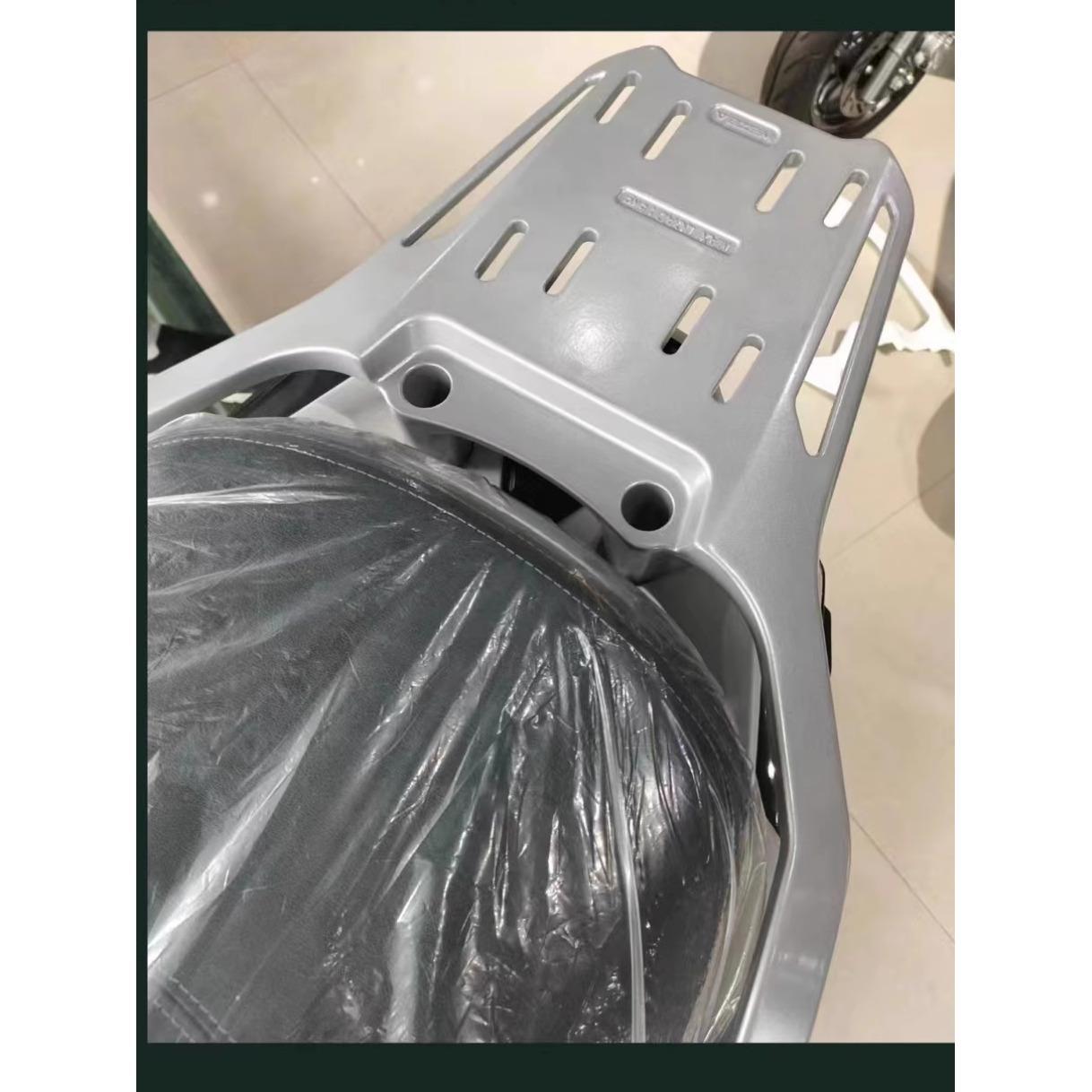 Aplicable a la motocicleta Guangyang ST250 fortalecer el estante trasero grueso del estante de cola del estante de entrega