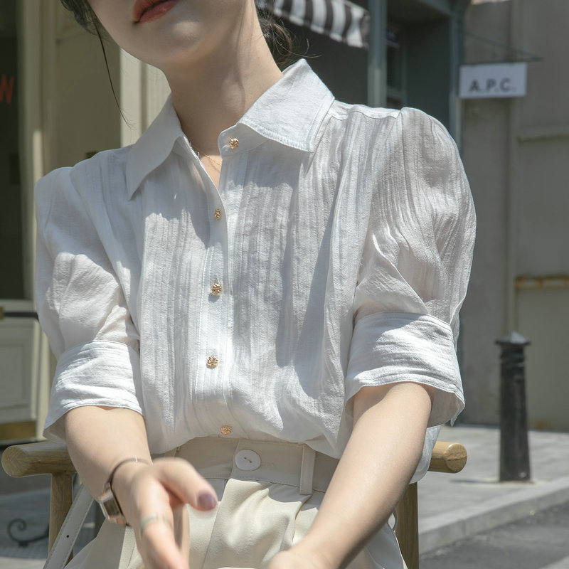 白色泡泡袖衬衫女设计感小众夏季短袖法式高级感气质雪纺防晒上衣