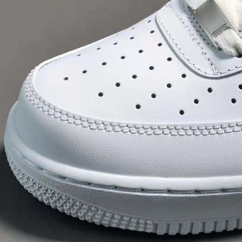 Putian Shoes High-End Classic Original Air Force 1 Pure White, Pure Black, Wheat-Colored, and White Sneakers for Men and Women Af1 Casual Shoes