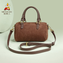 �����˰���Ů�r�нq��������¿�ͨ�����e�ٴ��֙C��С����Ů��