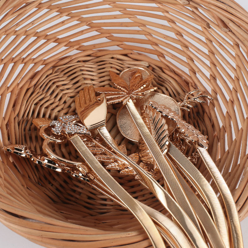 Manufacturer wholesale new spring curtain tie-down metal plated decorative accessories curtain clips elastic tie-down cord curtain clips