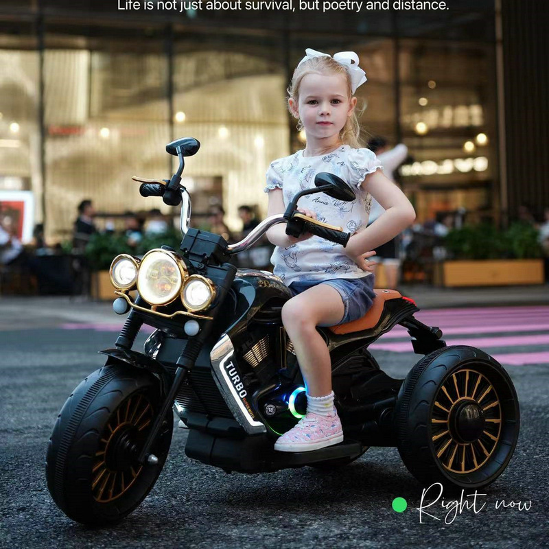 El cochecito de auto-conducción del jugador de los nuevos niños de la motocicleta eléctrica de los niños puede sentarse motocicleta recargable de tres ruedas del bebé