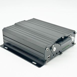 4-Way High-Definition Video Recording Real-Time & Cycle Video Recording 1080P Sd Card & Hard Drive Car Surveillance Host