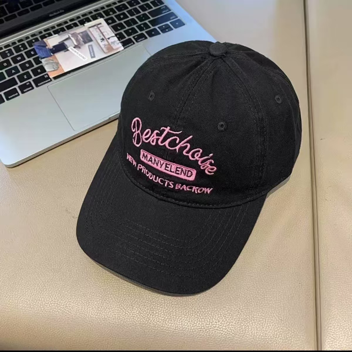 Gorra de béisbol con las mejores letras negro