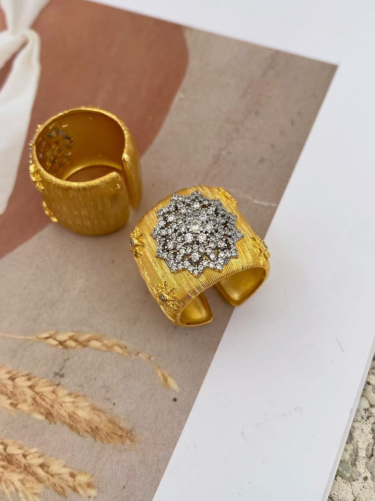 12g Weight Rings, Bangle Classification 1 Piece Quantity Holiday, Daily Occasion Copper Material Geometric Pattern All Seasons Season Women's Gender Plating Design Glam, Classic Style Style Wholesale Jewelry Glam Classic Style Geometric Copper Plating Rings Bangle 6