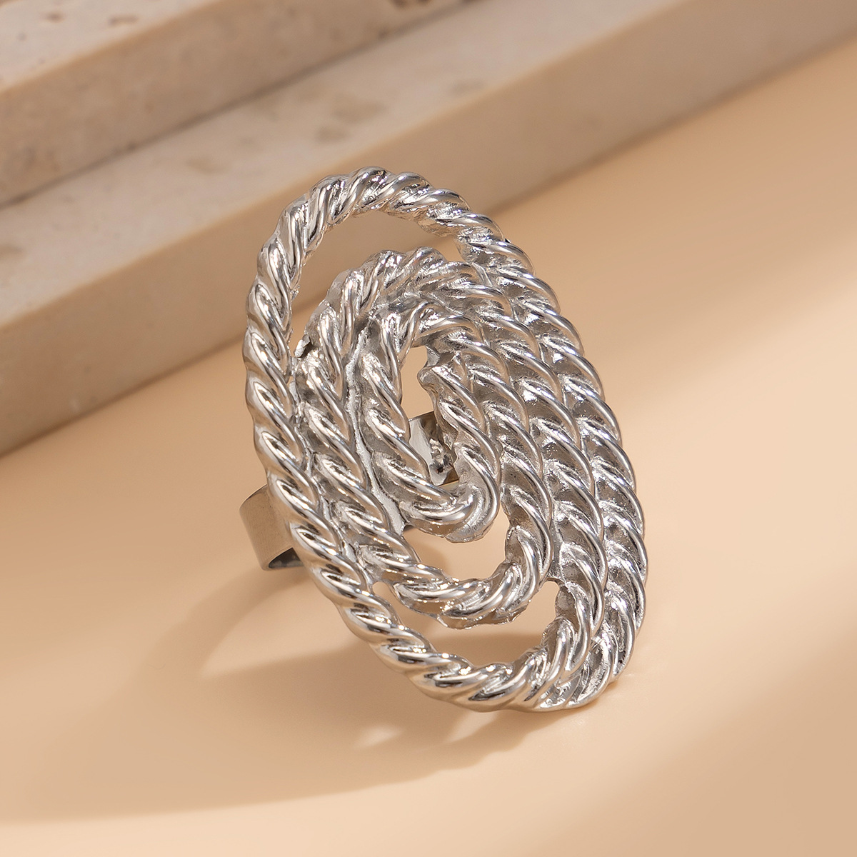 20g Weight Artificial Pearls Inlay Material Open Rings Classification 1 Piece Quantity Banquet, Travel, Selfie Occasion Alloy Material Leaf Pattern Women's Gender Plating Design Elegant, Lady, Simple Style Style Elegant Lady Simple Style Leaf Alloy Plating Imitation Pearl Women's Open Rings 16