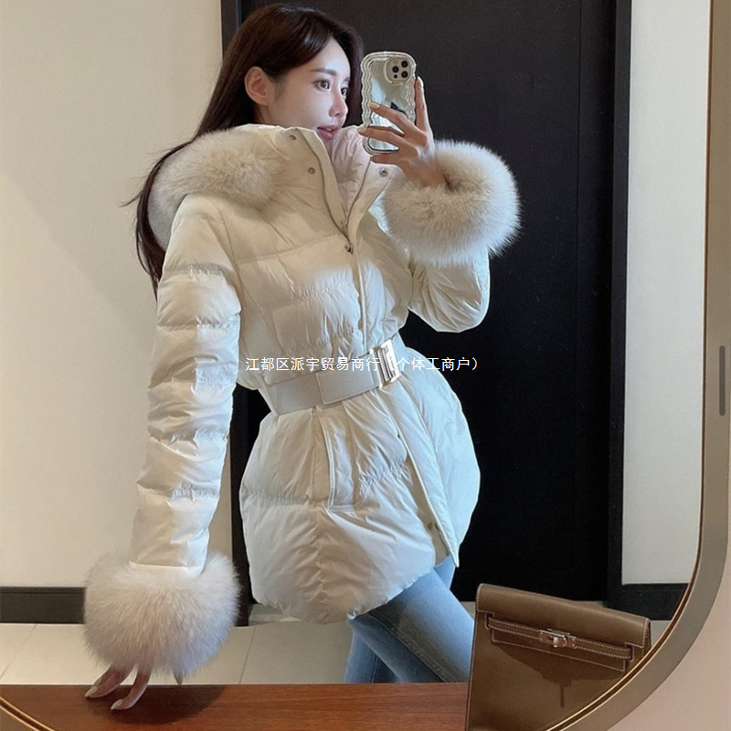 新款来袭大毛领连帽羽绒服女袖口毛毛设计加厚白鸭绒短款外套女