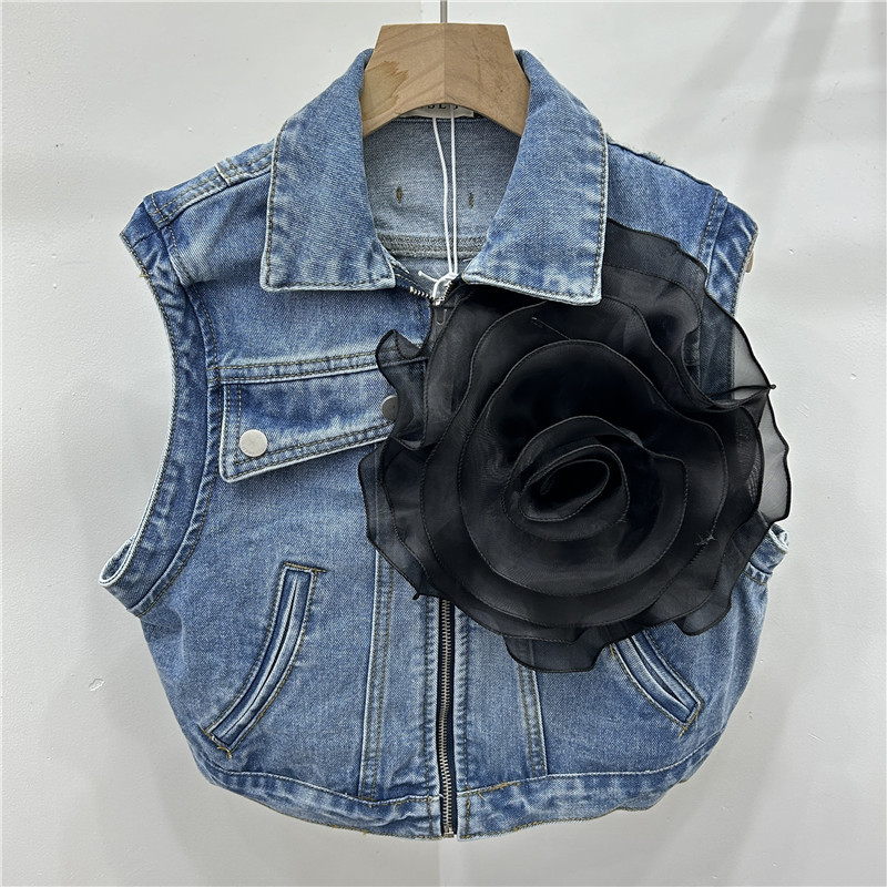 Estación europea de otoño 2024 nuevo nicho de diseño temperamento dulce malla flor empalmado jeans abrazadera chaqueta mujer