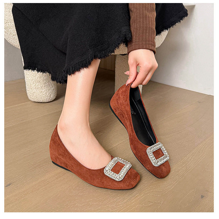Giày búp bê nữ mũi vuông đính đá, da lộn, đế mềm độn trong, gót xuồng thấp — Màu kaki, Màu nâu, màu đen chi tiết 23
