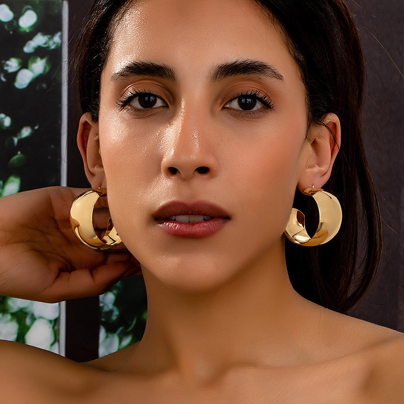 trend geometric retro elegant fashionable earrings