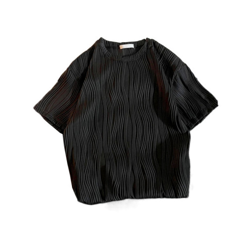 Trendy Brand Short-Sleeve T-Shirt for Men, Summer Fit Style with High-End Wave Pattern—Instagram-Worthy, Korean-Style Striped Half-Sleeve