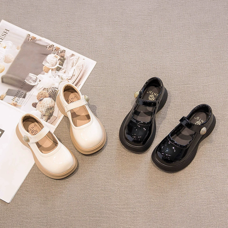 Кожаные туфли для девочек 2024 весна и осень новая мягкая подошва маленькие кожаные туфли