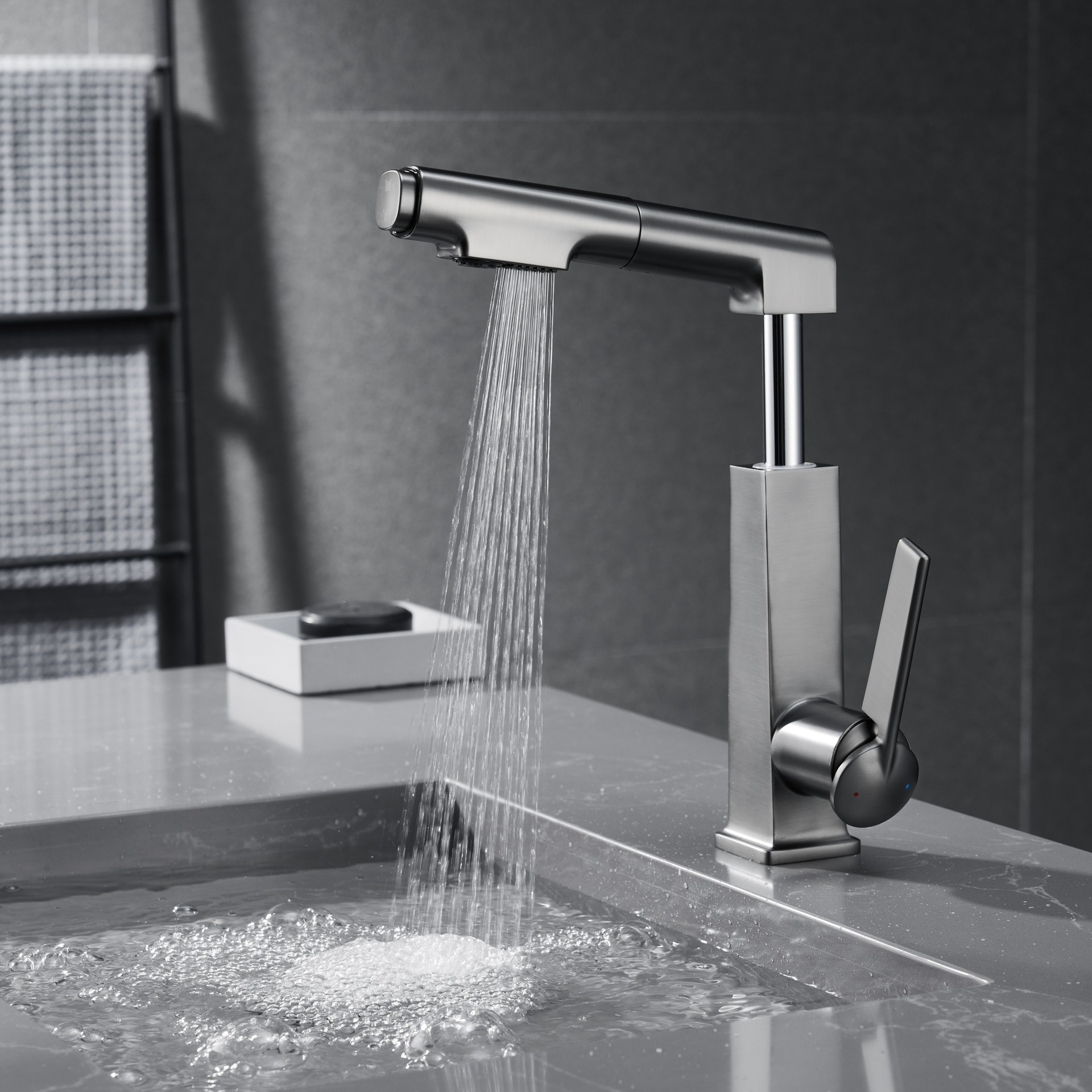 German quality black washbasin faucet, cold and hot, all-copper pull-out type with lifting and rotating under-sink for washing face and mouthwash Specification drawing