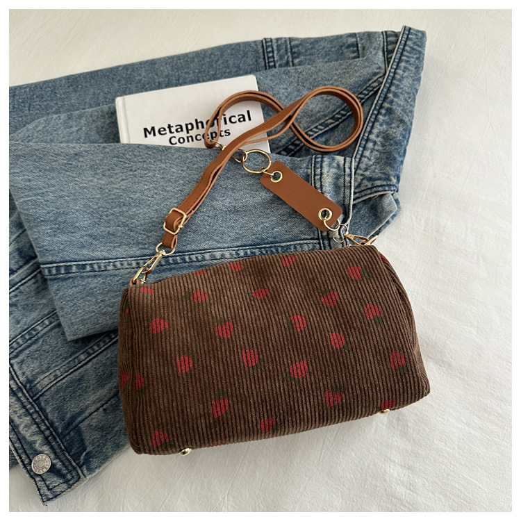 Korean version Instagram fashion cute girl pillow bag 2024 summer new simple casual corduroy single shoulder diagonal_voghion.com