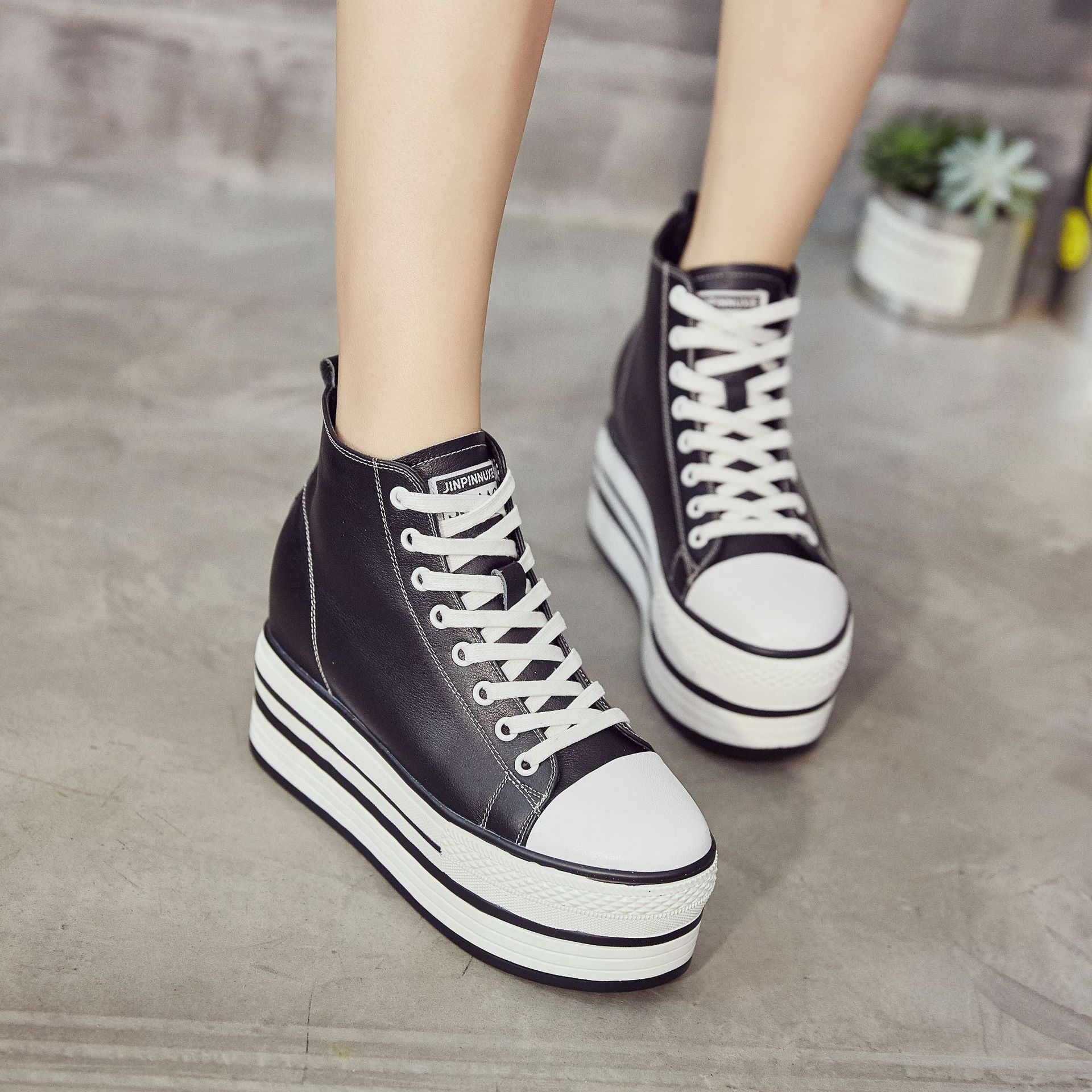 2025年新款休闲鞋增高9ＣＭ简约时尚韩版高帮厚底女式单鞋松糕跟