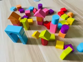 多米诺骨牌;大颗粒积木;中颗粒积木