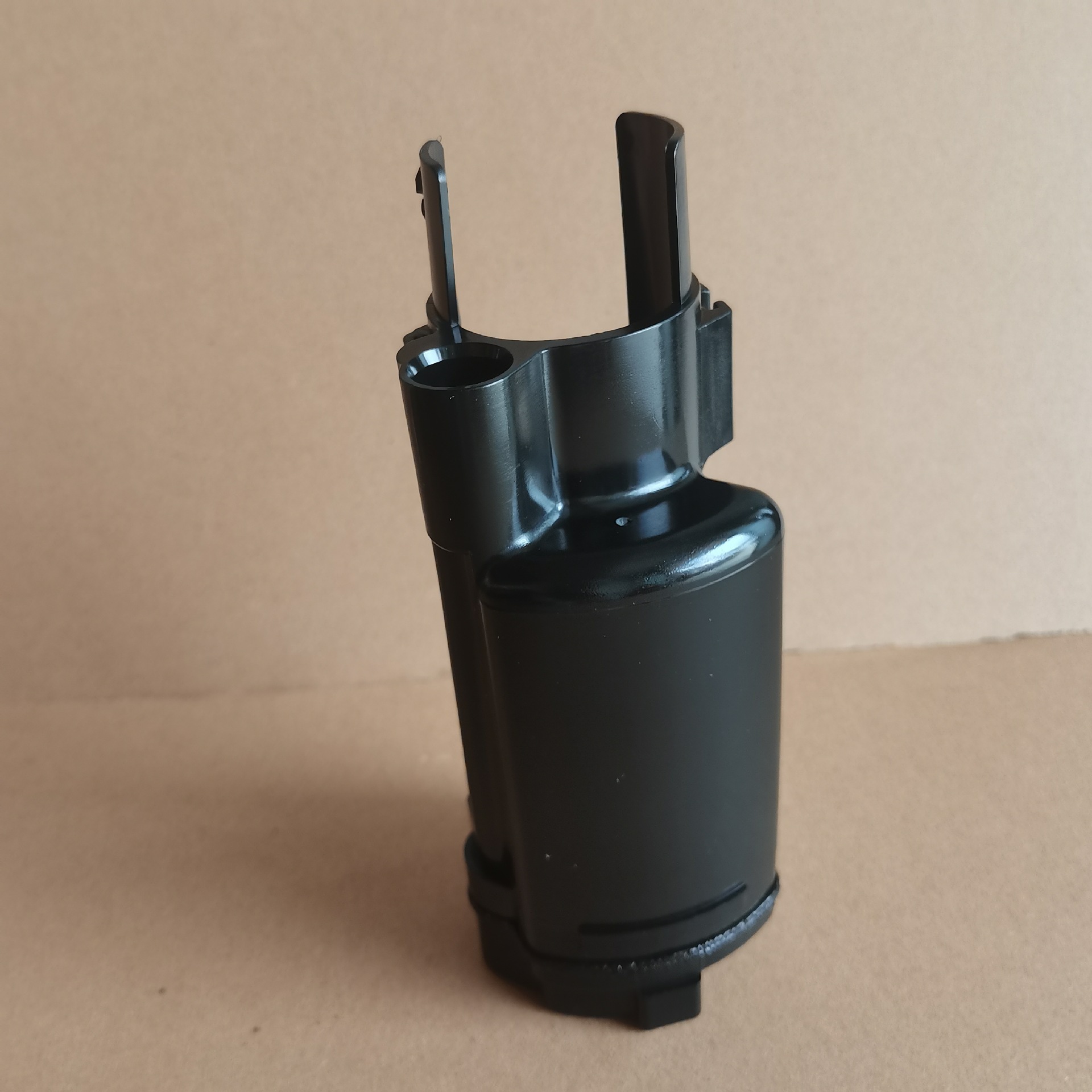 In-Stock Wholesale 1541024Fb0 Suitable for Suzuki Motorcycle Gasoline Filter Element Gasoline Filter Fuel Pump