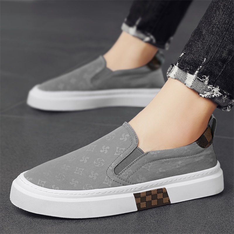 Men's trendy style solid color slip-on slip-on shoes Korean version summer youth simple wind breathable casual sneakers on behalf of_voghion.com