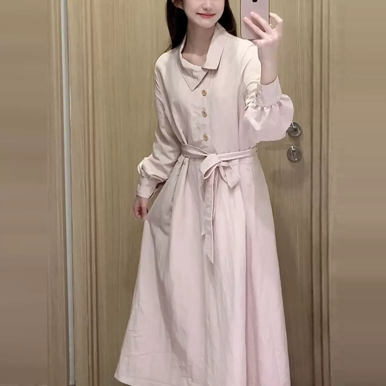 法式文艺气质粉色连衣裙子女2025新款秋季流行风格温柔高级感长裙