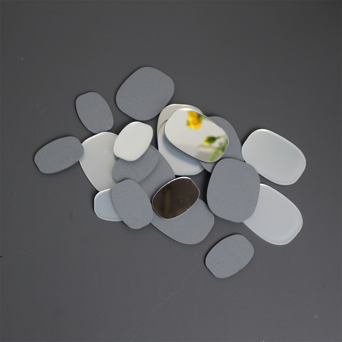 定  制激光切割异形镜片亚克力 激光切割镜片亚克力 镜片亚克E18