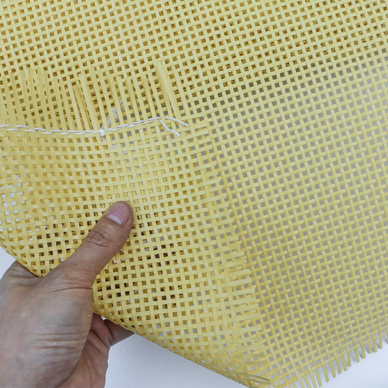 藤編みの材料のプラスチックは天然のゴムの目の方眼のあかねの塔のネットの家具の補助材料の健康と環境保護の品質をまねて郵送します。|undefined