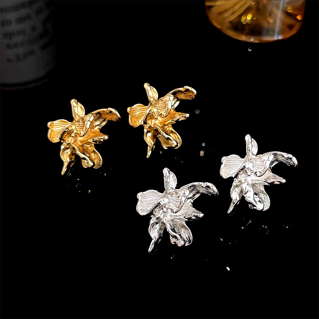 耳语11_0000s_0062_组 63 拷贝.jpg