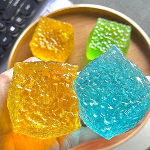 Cross-border Amazon explosions ice peel maltose grass ball candy decompression slow rebound kneading music decompression factory wholesale