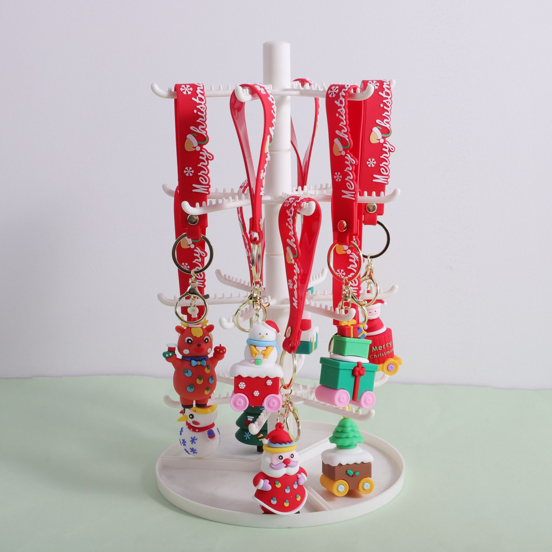 Nuevos productos transfronterizos Santa Claus llavero dibujos animados estilo lindo muñeco de nieve mochila alce colgante coche