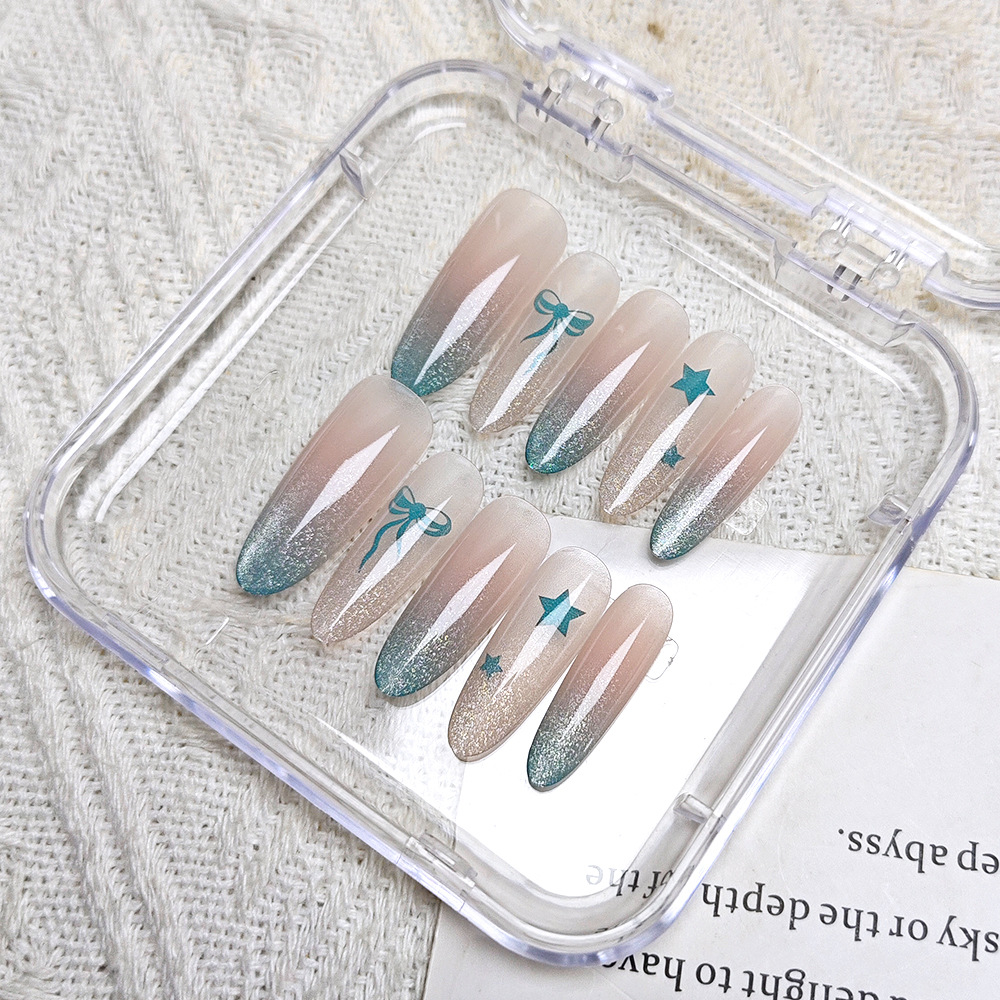 Dream Sparkle Gradiente Nail Art 10 piezas de parche de uñas postizas de ojo de gato con sentido de la atmósfera Armadura larga hecha a mano
