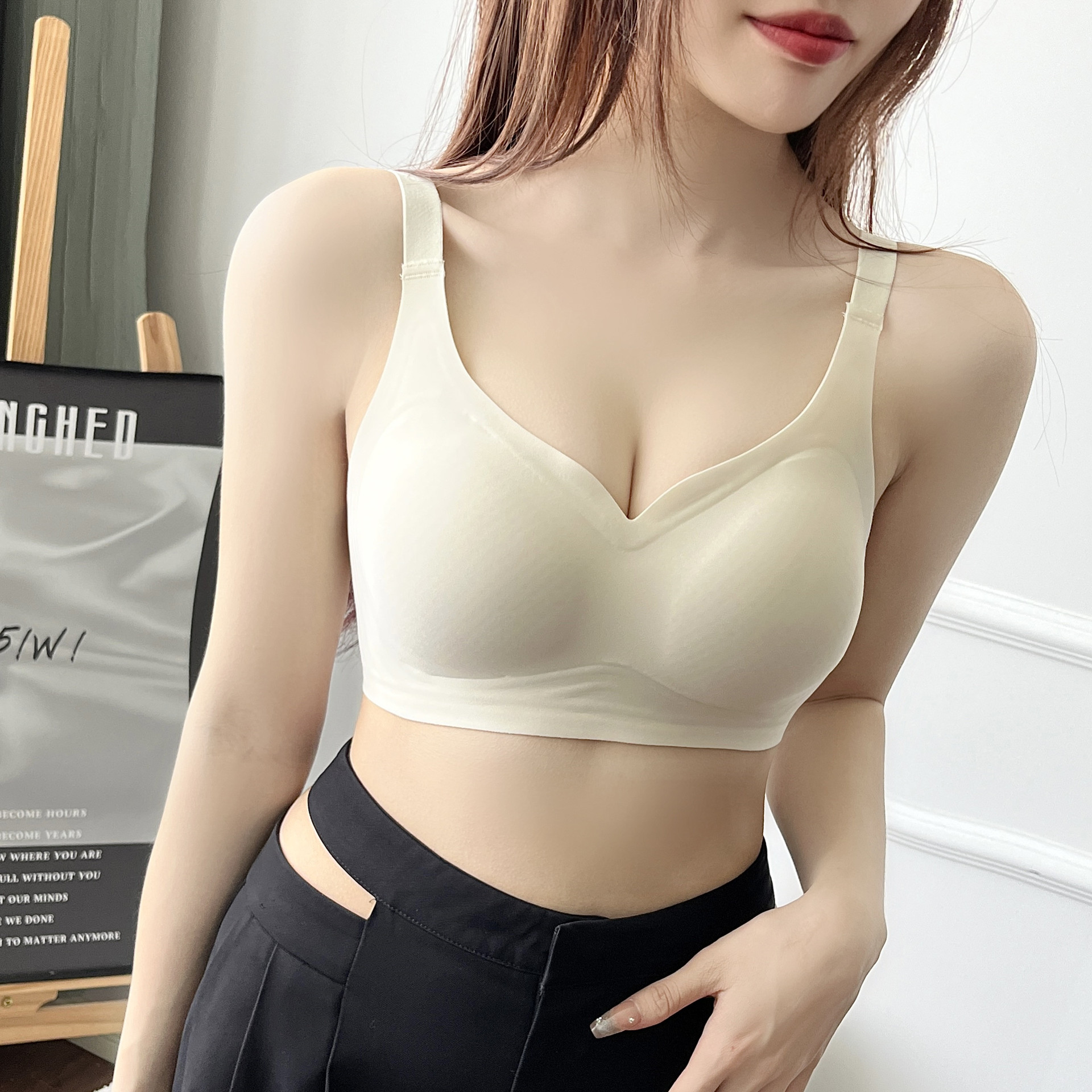 Tira de jalea sin costuras ropa interior suave soporte brillante sujetador de elevación taza fina taza fija grasa gran correa de hombro Sujetador deportivo