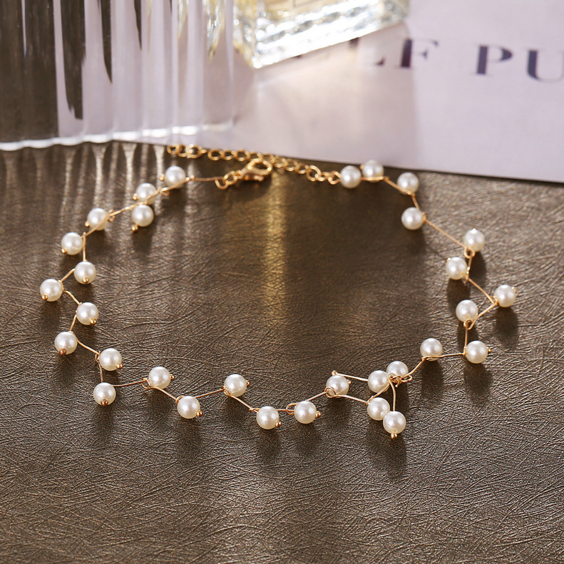 Simple Fashion Alloy Pearl Necklace display picture 8