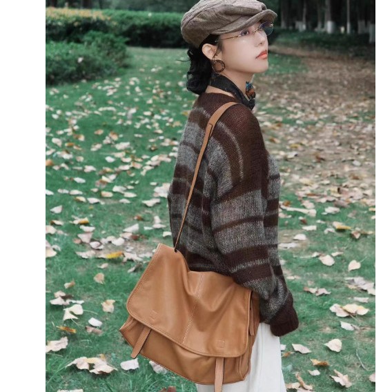 HHJBAG Vegetable-Tanned Sheepskin Messenger Bag Large Capacity Commuter Satchel for Women Retro Casual Shoulder Crossbody Bag - Thumbnail 4