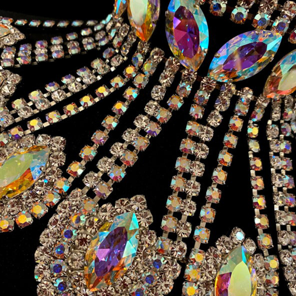 AliExpress caliente rhinestone collar traje personalidad europea y americana exagerada borla pendientes accesorios de la joyería