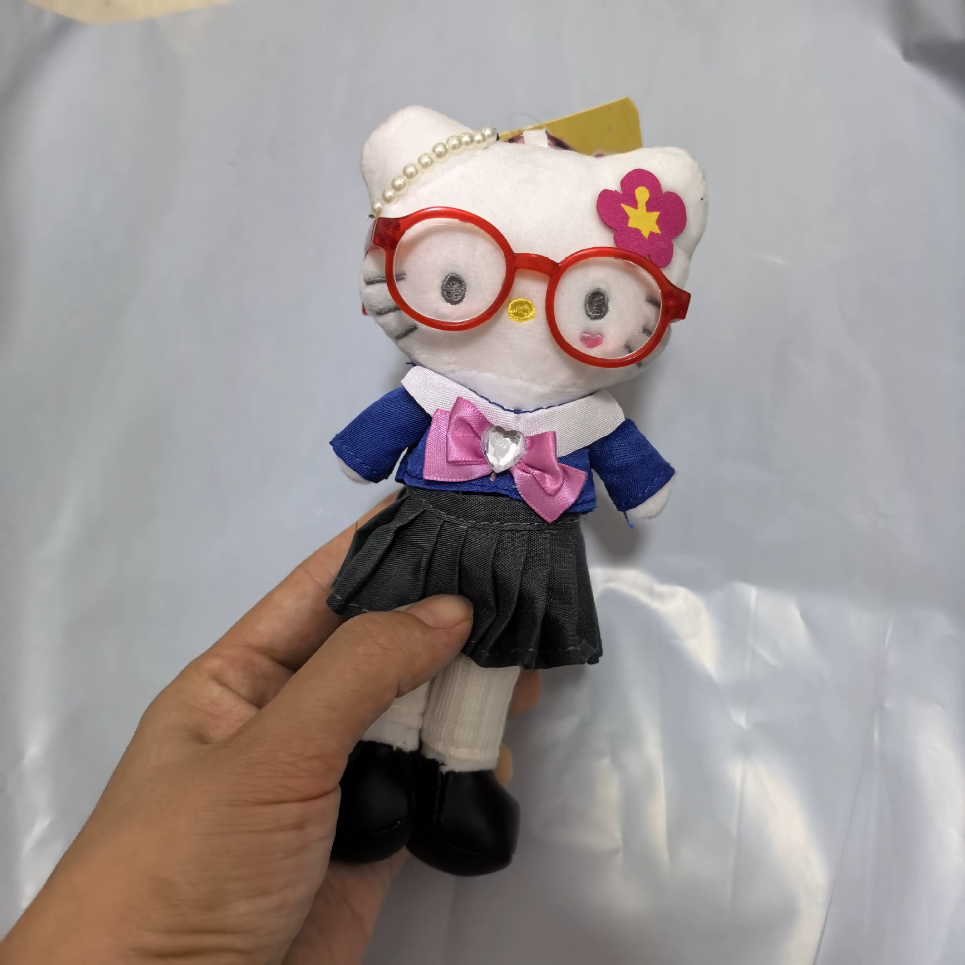 Плюшевый брелок (Sanrio) Hello Kitty, плюшевая кукла-талисман, размеры 10–16 см