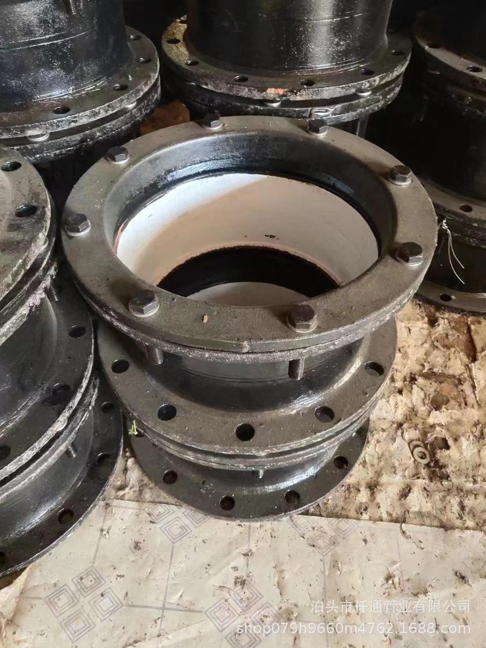 球墨铸铁甲管伸缩器 伸缩速甲  压兰甲 型号齐全 法兰快接