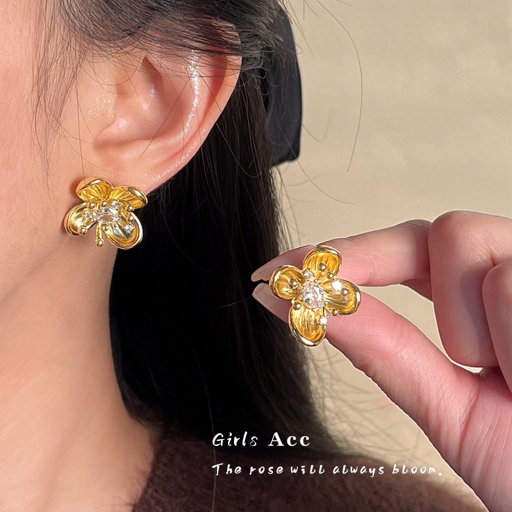 耳语模特_0024_耳语场景新水印 拷贝 32.jpg