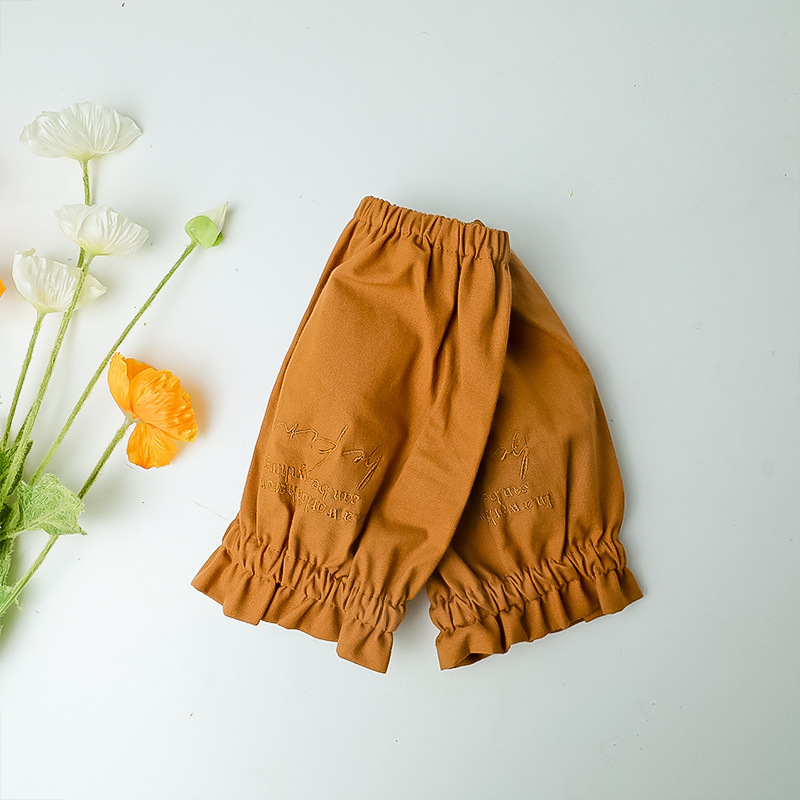 황갈색 짧은 스타일