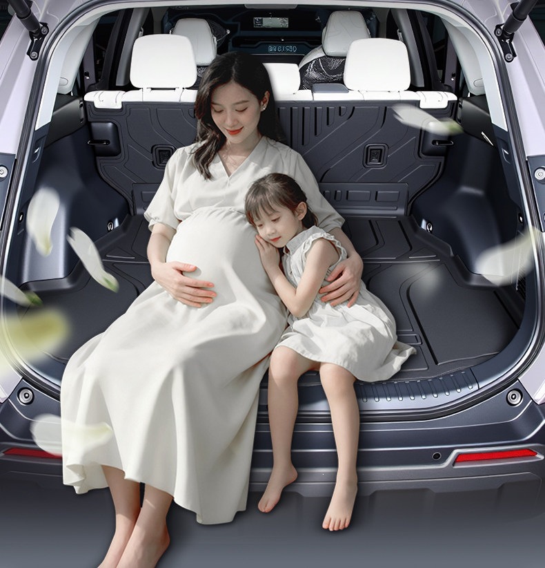 Suitable for 2026 Toyota Wildlander TPE trunk mat, foot mat, modified car interior decoration accessories