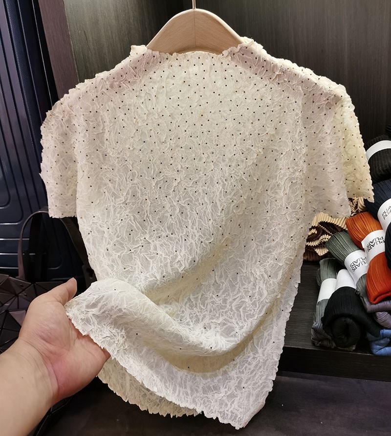 Màu trắng sữa
