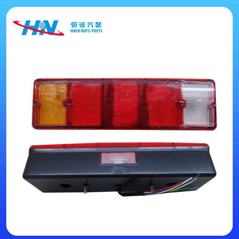 Nuevo punto culminante aplicable a Volvo camión luz trasera LED luz trasera bomba camión corto luz trasera LED tipo