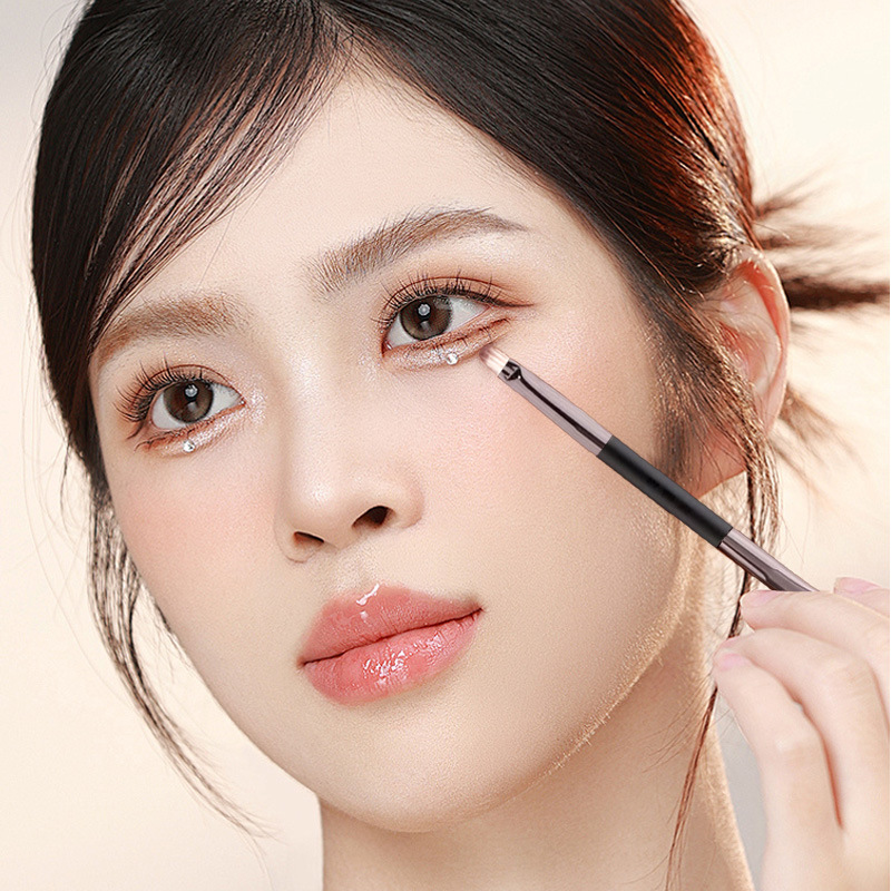 5 conjuntos de cepillo de maquillaje portátil de doble cabeza con espejo cepillo multifuncional en stock al por mayor un agente de venta