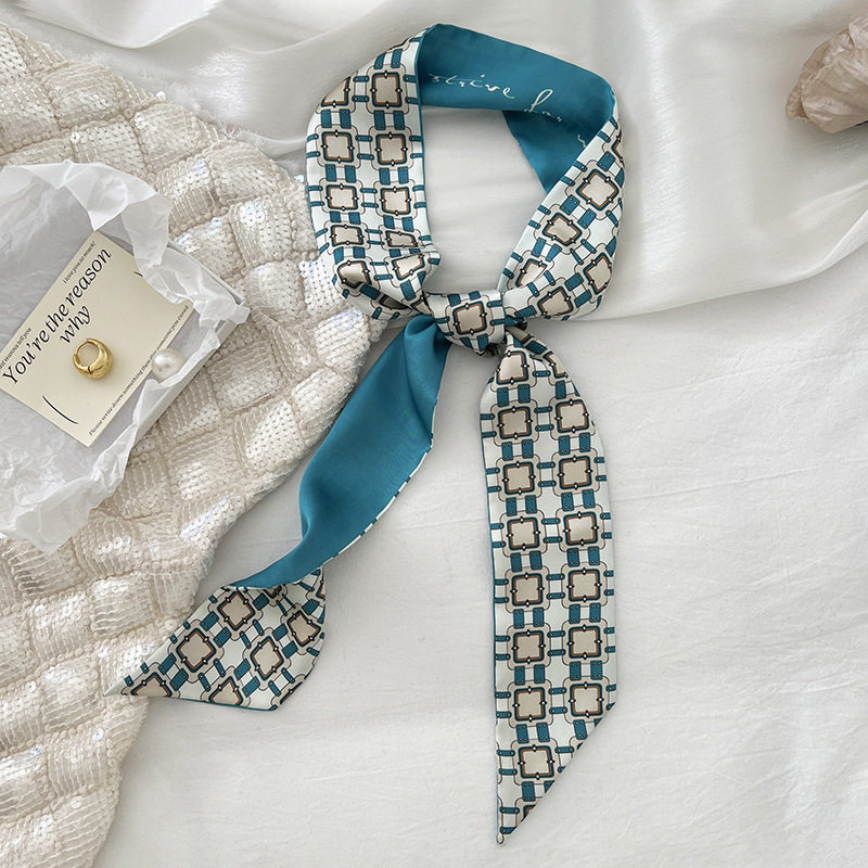 White square buckle