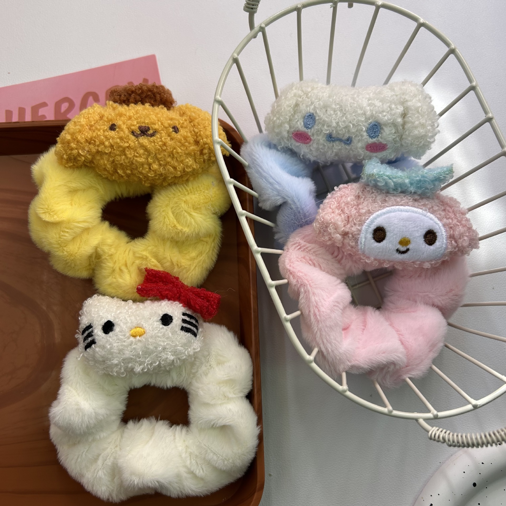 Caricatura encantadora para niños kt felino felino anillo intestino grueso adorable anillo de cabello de niña muñeca joyería de cabello de hermana suave toque de cabeza estudiante